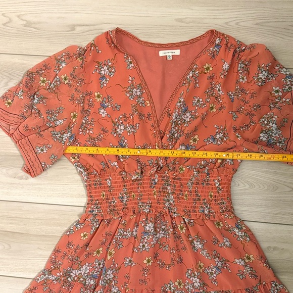 Max Studio Floral Tiered Dress XL Boho Smocked Waist - Picture 6 of 8